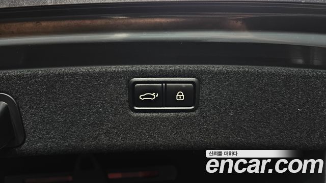 Genesis G80 2018 — photo 50