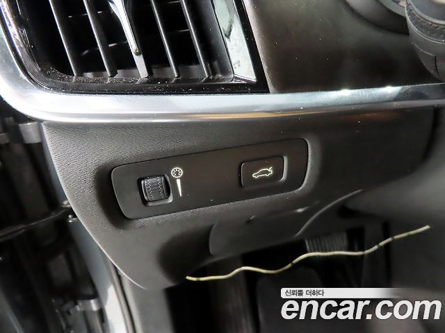 Volvo V90 2018 — photo 14