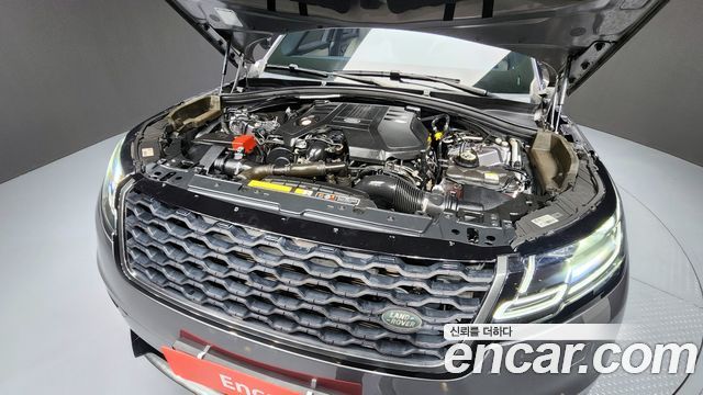 Land Rover Range Rover Velar 2018 — photo 6