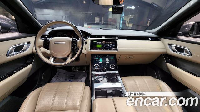 Land Rover Range Rover Velar 2018 — photo 7