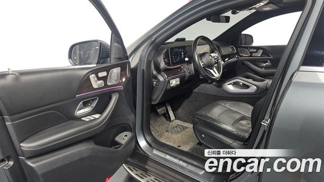 Mercedes-Benz GLE-Class 2021 — photo 10