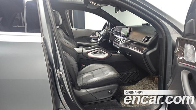 Mercedes-Benz GLE-Class 2021 — photo 11