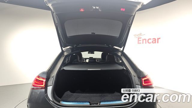 Mercedes-Benz GLE-Class 2021 — photo 20