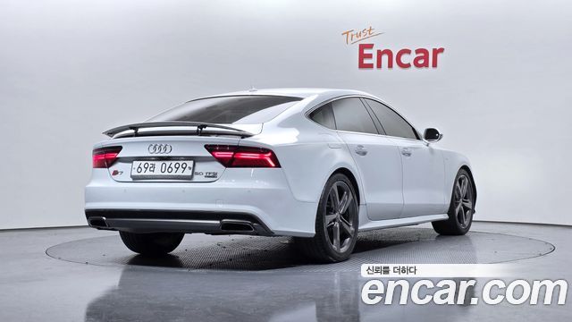 Audi A7 2016 — photo 2