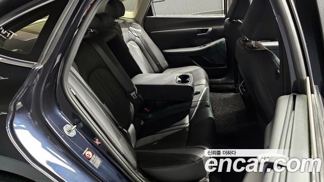 Hyundai Sonata 2021 — photo 12