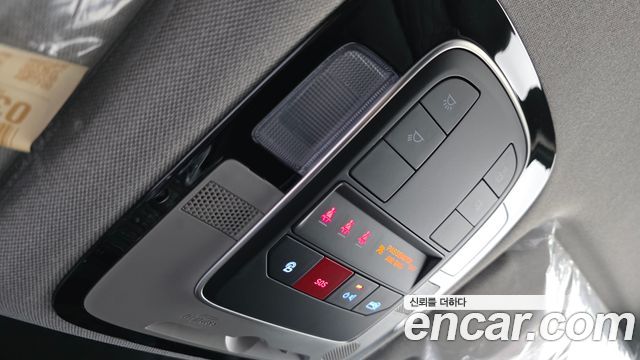 Hyundai Santafe 2021 — photo 16