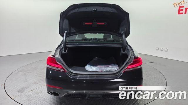 Genesis G70 2018 — photo 20
