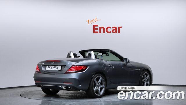 Mercedes-Benz SLC-Class 2017 — photo 2