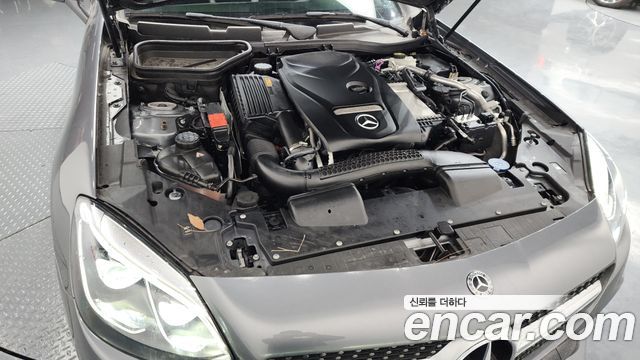 Mercedes-Benz SLC-Class 2017 — photo 6
