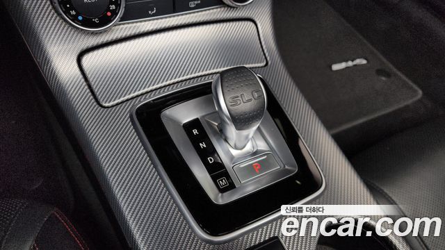 Mercedes-Benz SLC-Class 2017 — photo 9