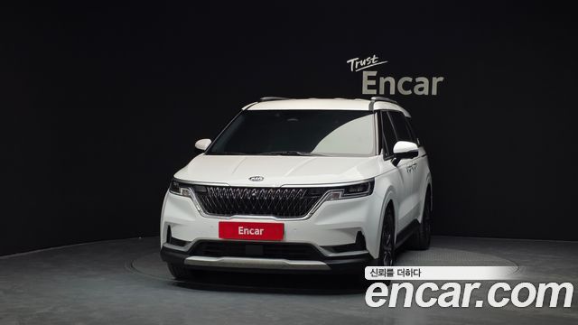 Kia Canival 2021 — photo 3