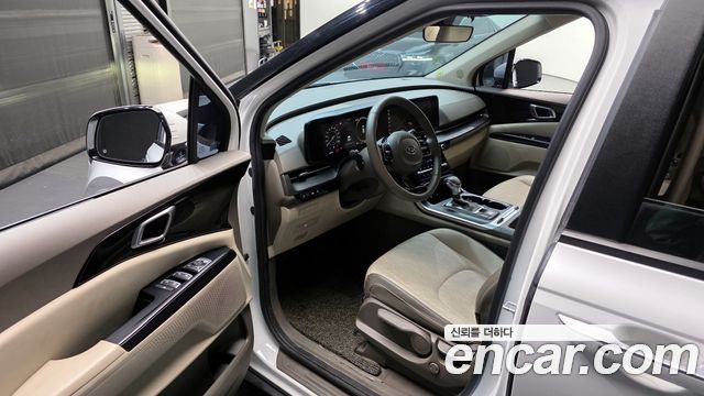 Kia Canival 2021 — photo 10