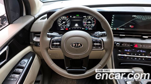 Kia Canival 2021 — photo 13