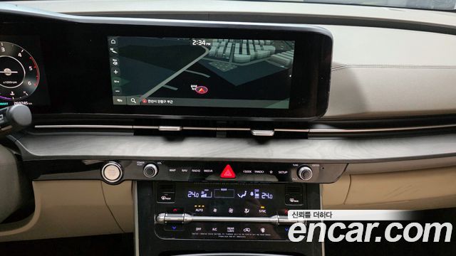 Kia Canival 2021 — photo 18