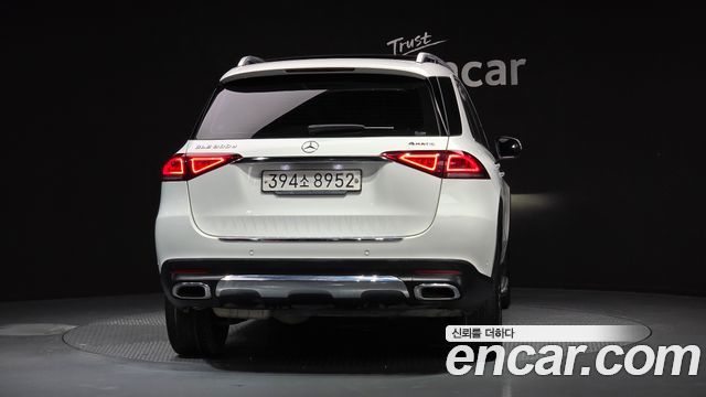 Mercedes-Benz GLE-Class 2020 — photo 4