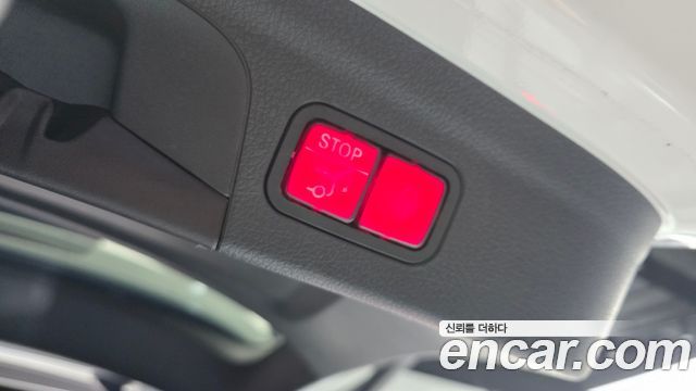 Mercedes-Benz GLE-Class 2020 — photo 17