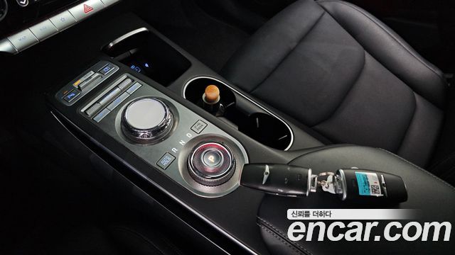 Genesis GV70 2021 — photo 9