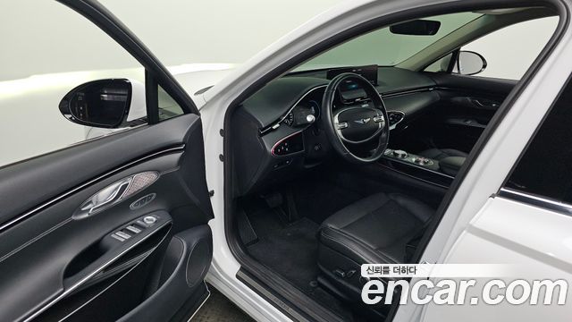 Genesis GV70 2021 — photo 10