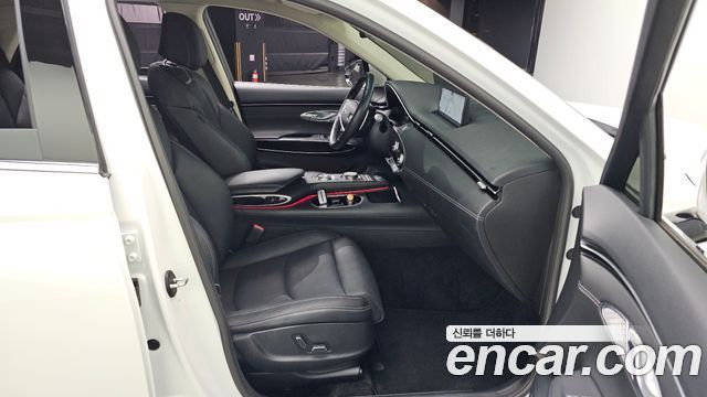 Genesis GV70 2021 — photo 12