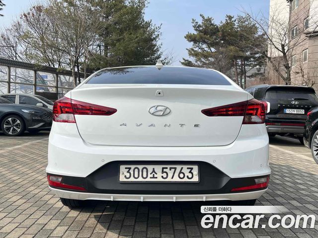 Hyundai AVANTE 2020 — photo 5