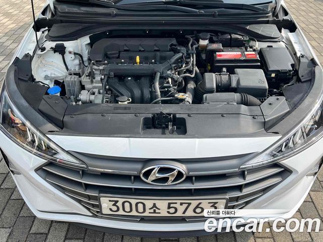 Hyundai AVANTE 2020 — photo 8