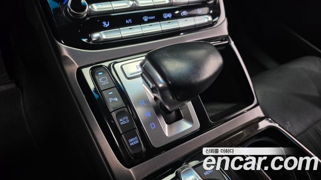 Genesis EQ900 2016 — photo 9
