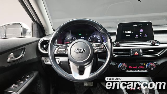 Kia K3 2021 — photo 13