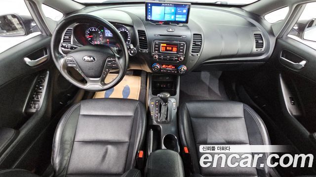 Kia K3 2015 — photo 7