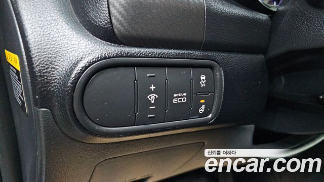 Kia K3 2015 — photo 15