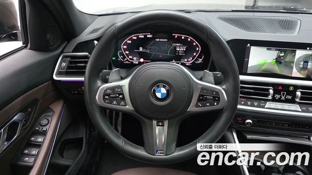 BMW 3-Series 2020 — photo 14