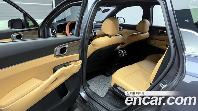 Kia Sorento 2022 — photo 11
