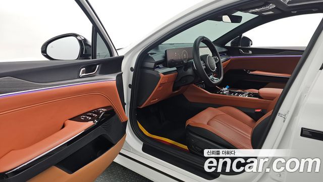 Kia K5 2024 — photo 11