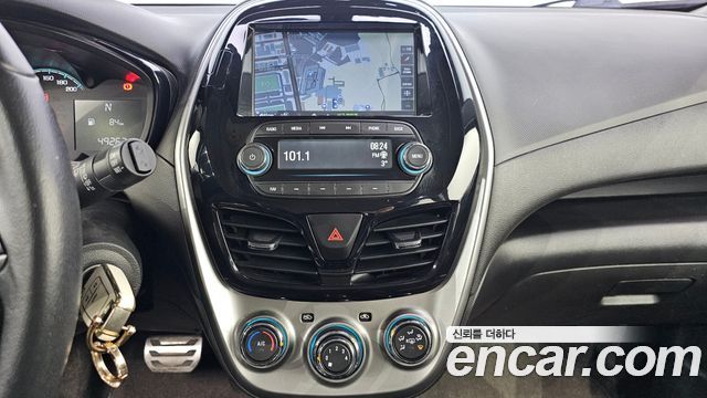 Chevrolet Korea Spark 2017 — photo 15