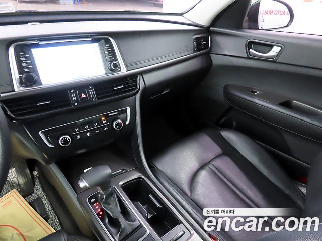 Kia K5 2016 — photo 17