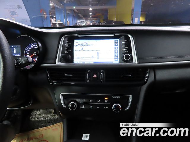 Kia K5 2016 — photo 18