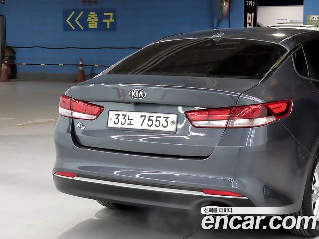 Kia K5 2016 — photo 19