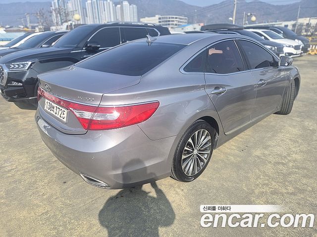 Hyundai Grandeur 2013 — photo 2