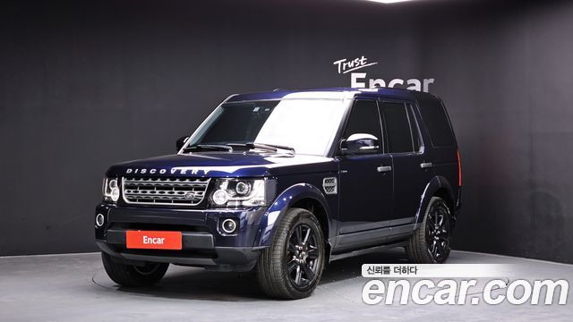Land Rover Discovery 2016 — photo 1