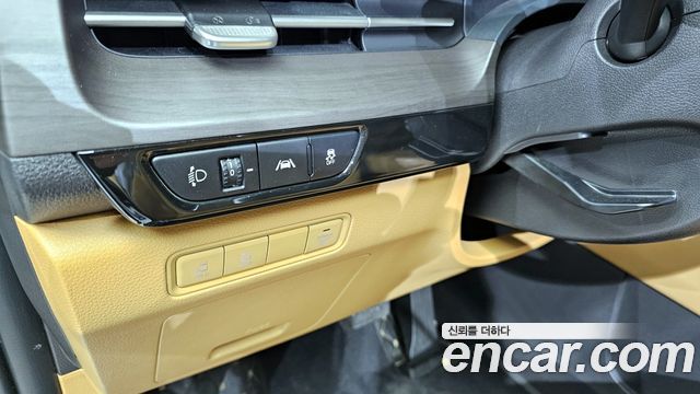 Kia Canival 2022 — photo 15