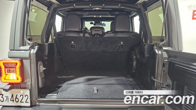Jeep Wrangler 2019 — photo 20