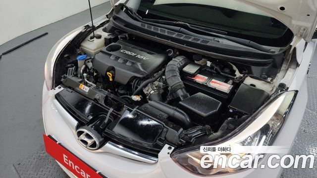 Hyundai AVANTE 2015 — photo 6