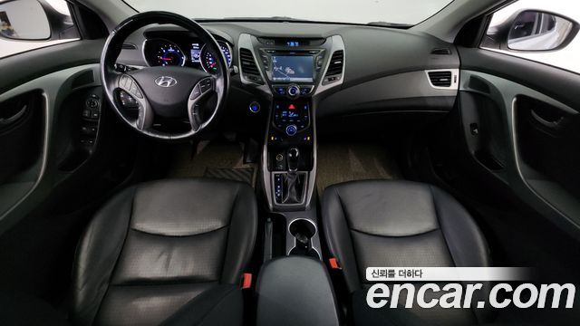 Hyundai AVANTE 2015 — photo 7
