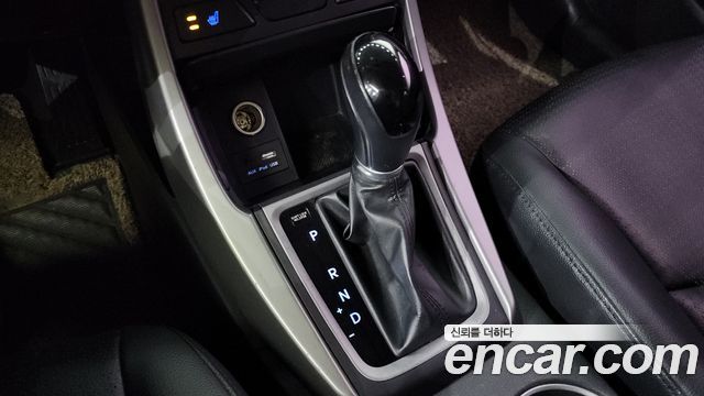 Hyundai AVANTE 2015 — photo 9