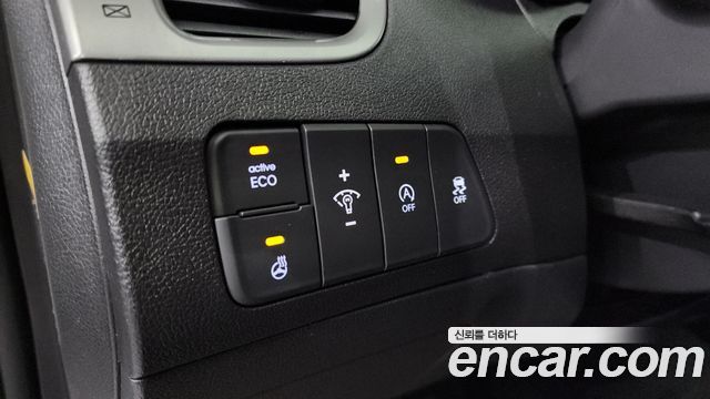 Hyundai AVANTE 2015 — photo 14