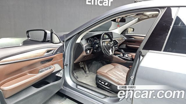 BMW Gran Turismo 2018 — photo 10