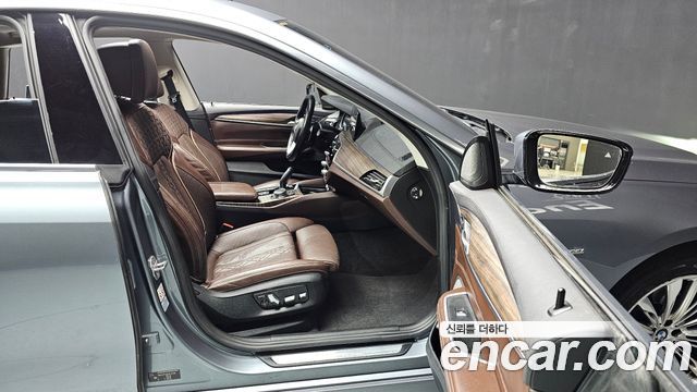 BMW Gran Turismo 2018 — photo 11