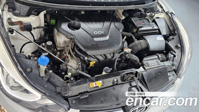 Hyundai AVANTE 2014 — photo 6