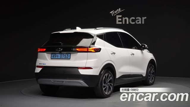Chevrolet Korea 볼트 EUV 2023 — photo 2