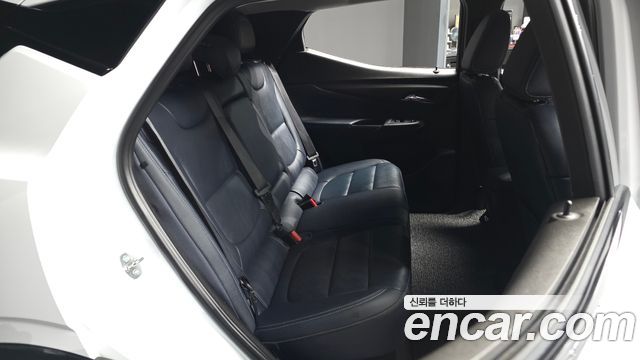 Chevrolet Korea 볼트 EUV 2023 — photo 12