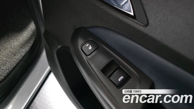 Chevrolet Korea 볼트 EUV 2023 — photo 18
